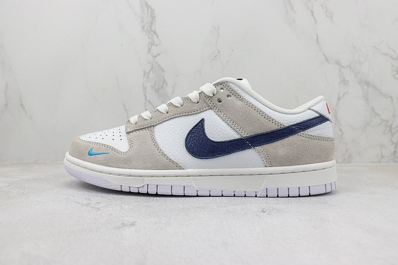 Nike Dunk Low "Mini Swoosh/Football Grey" фото № 2