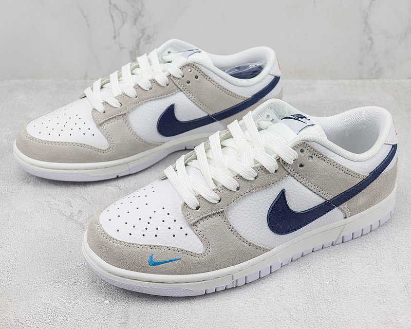 Nike Dunk Low "Mini Swoosh/Football Grey" фото № 5