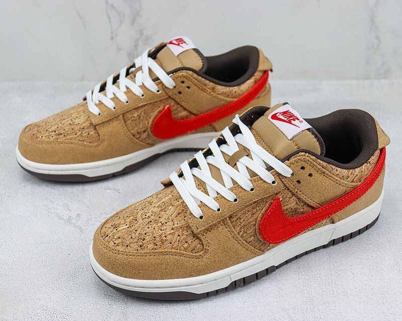 CLOT x Nike Dunk Low SP "Cork" фото № 5
