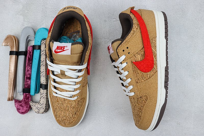 CLOT x Nike Dunk Low SP "Cork" фото № 7