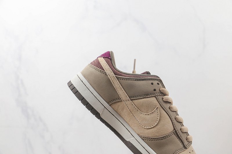 Otomo Katsuhiro x Nike SB Dunk Low "Simpsons" фото № 3