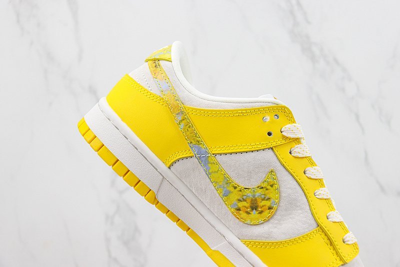 Nike Dunk Low "White/Yellow/Gold" фото № 3