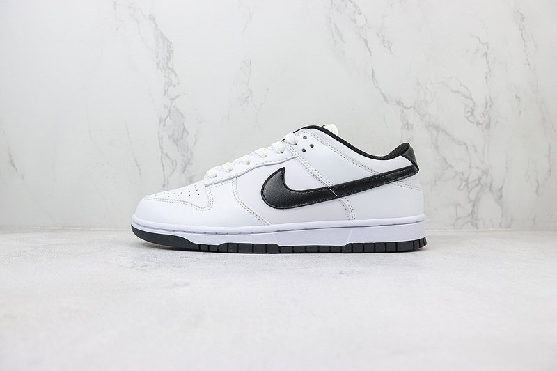 Nike Dunk Low "Light Bone/Black" фото № 2