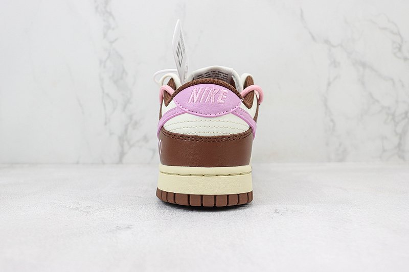 Nike Dunk Low "Cacao/Red Cell/Pink" фото № 9