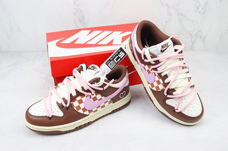 Nike Dunk Low "Cacao/Red Cell/Pink" фото № 7
