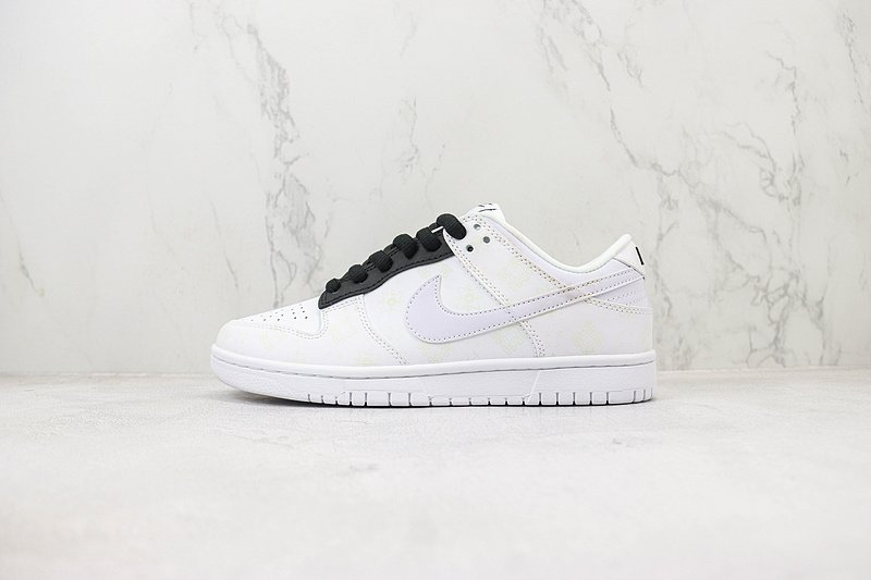 TIGHTBOOTH x Nike Dunk Low "White/Glowing Pattern" фото № 2