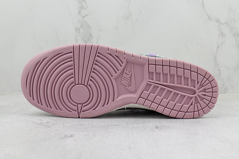 Nike SB Dunk Low "Cream/Purple" фото № 8