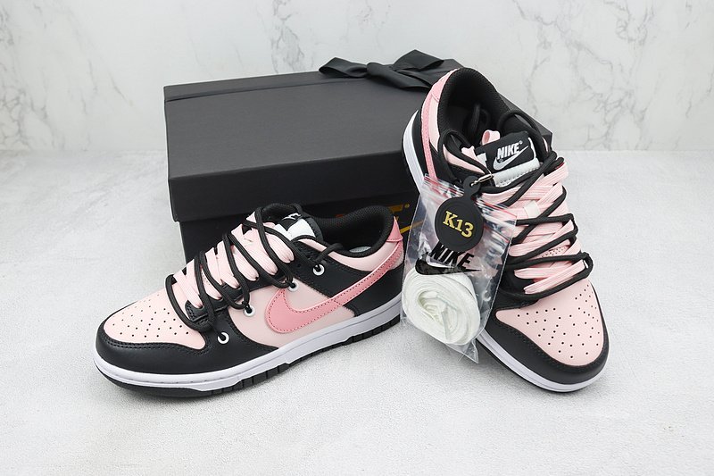 Nike Dunk Low "Black/Pink Foam" фото № 7