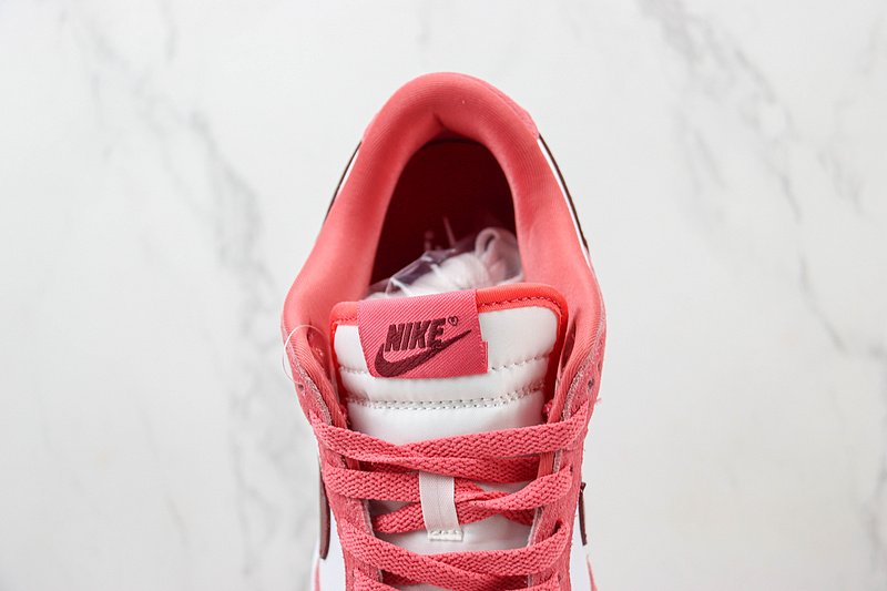 Nike Dunk Low "Gypsy Rose" фото № 5