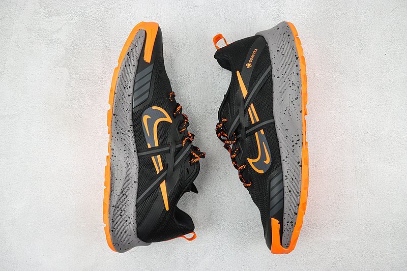 Gore-Tex x Nike Zoom Pegasus Trail 2 "Black/Orange" фото № 7