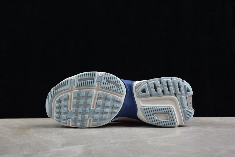 Nike V2K Run "Metallic/Silver/Gym/Red/Deep Royal Blue" фото № 4