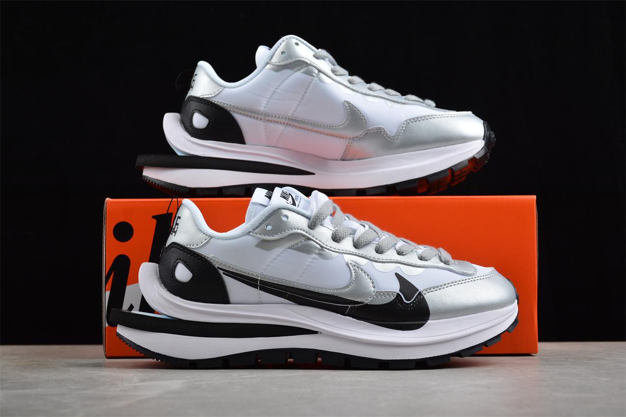 Sacai x Nike VaporWaffle 3.0 "Grey/Black" фото № 9