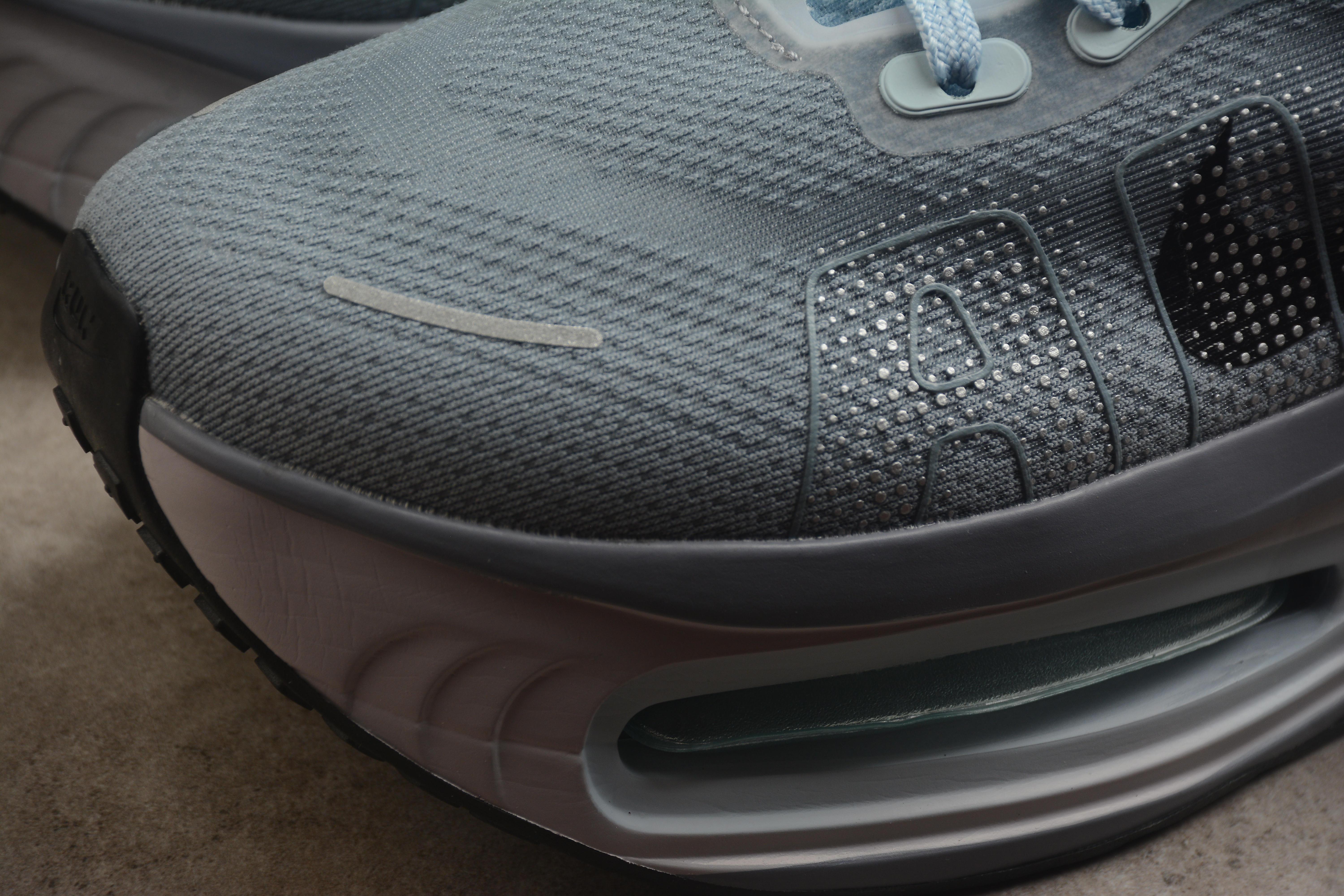 Nike Vomero Premium "Wolf Grey/Pewter" фото № 4