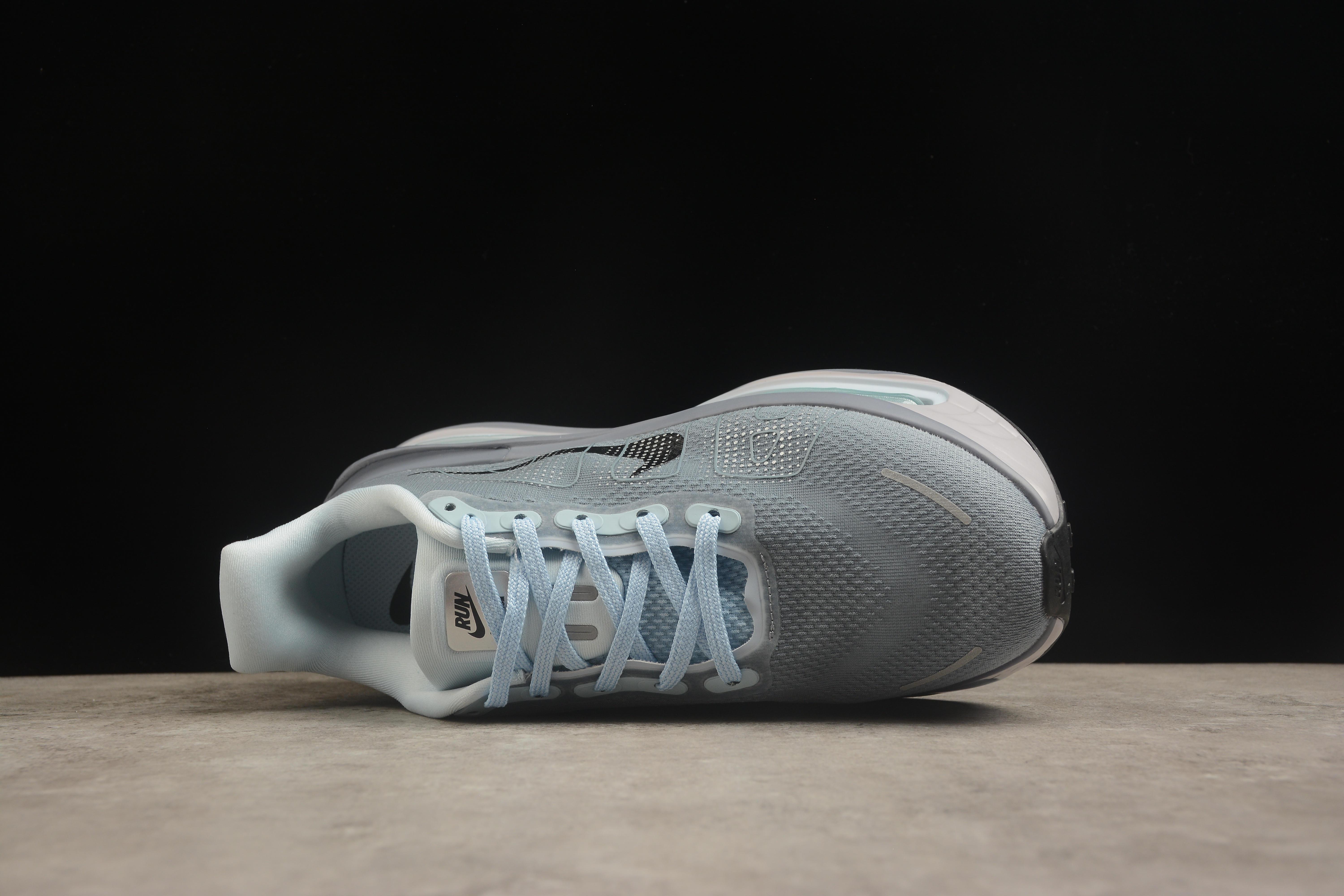 Nike Vomero Premium "Wolf Grey/Pewter" фото № 8