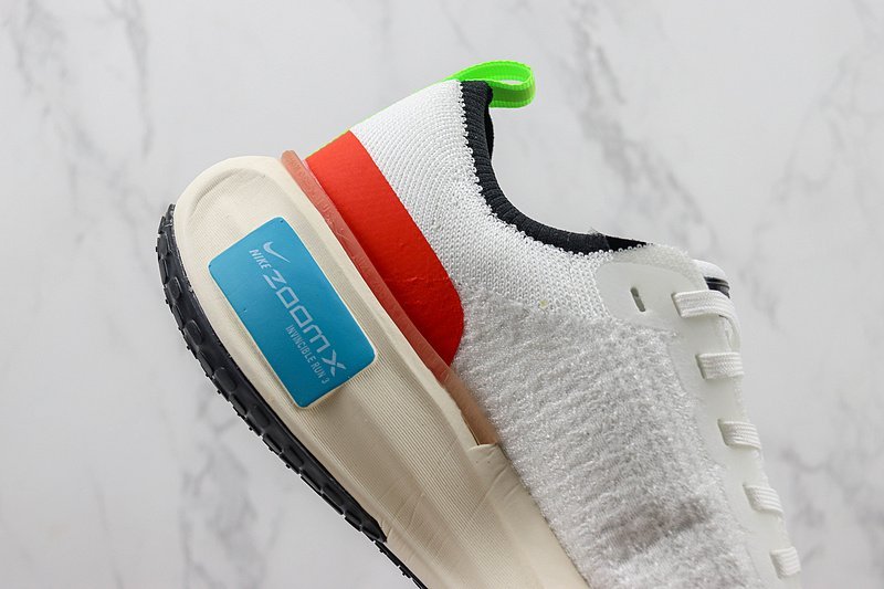 Nike ZoomX Invincible Run Flyknit 3 "Mismatched" фото № 3