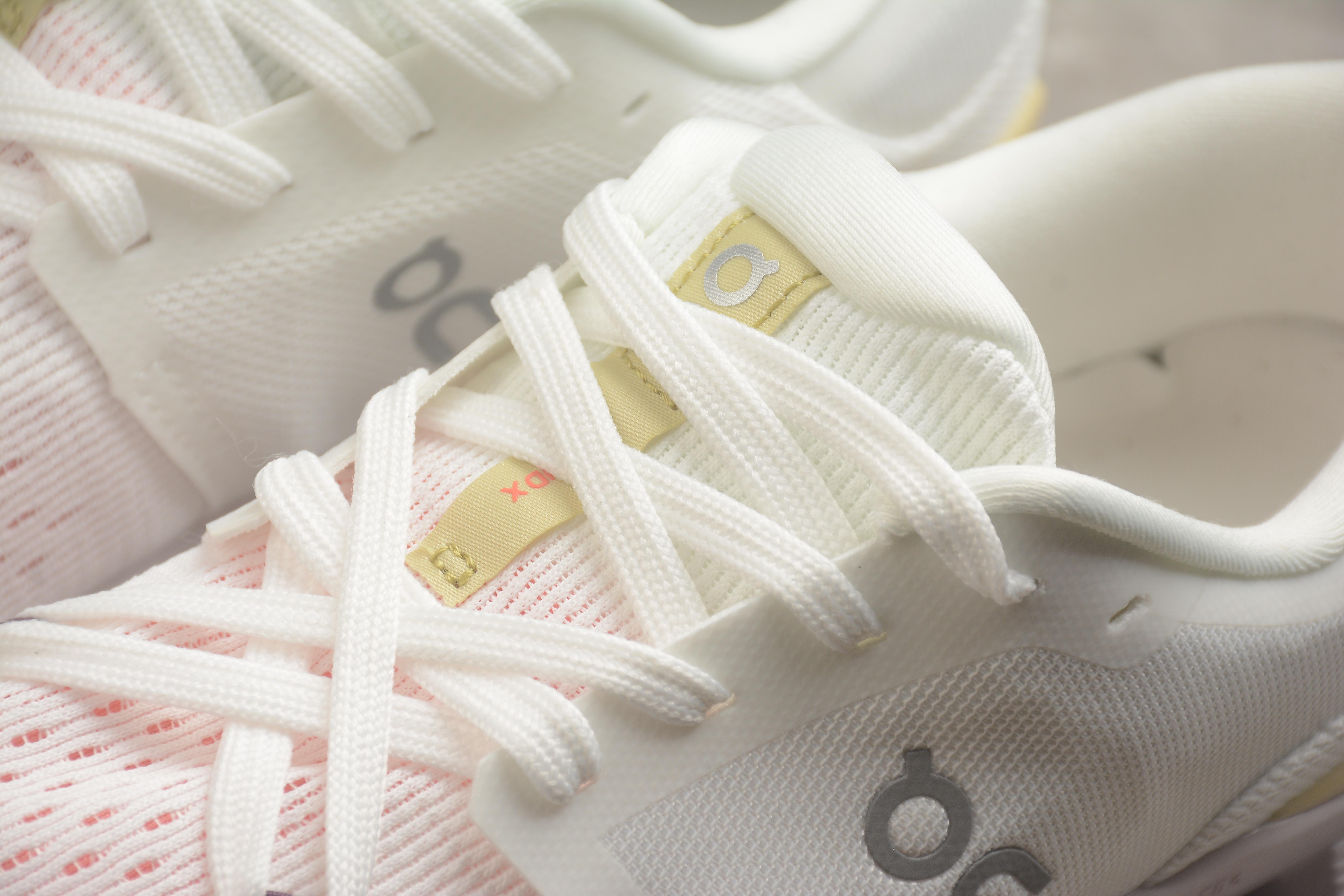 On Cloud X 4 "White/Red/Orange/Kelly Green" фото № 8