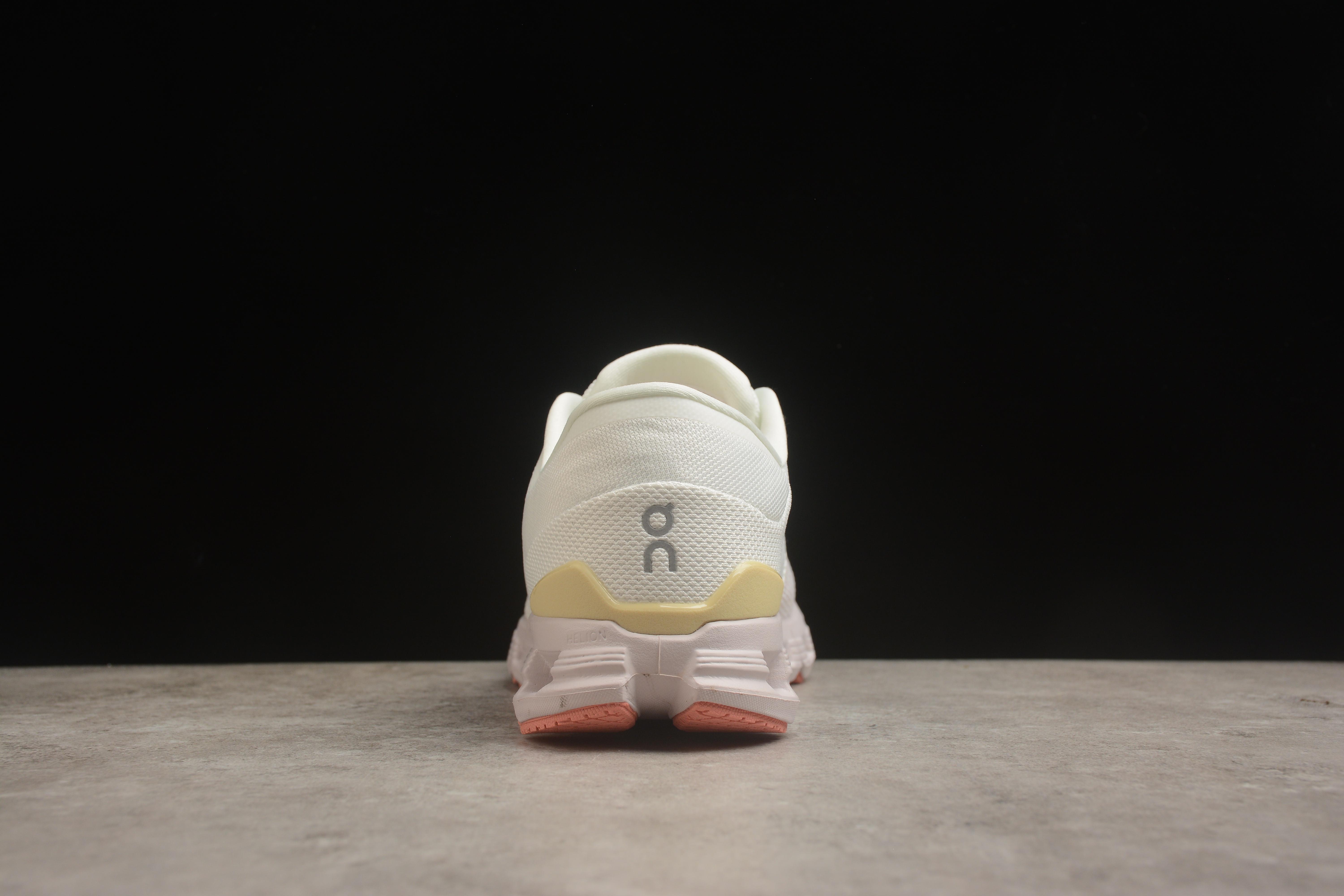 On Cloud X 4 "White/Red/Orange/Kelly Green" фото № 5