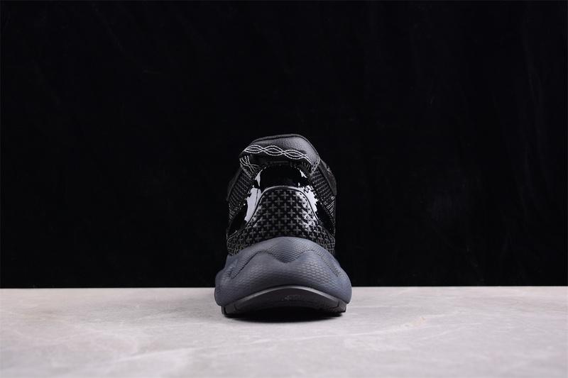 Compass Wave Retro Jogging "Black" фото № 5