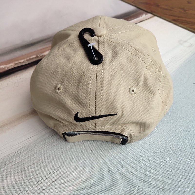 Кепка Nike Logo In The Form Of A Tick "Brown" фото № 2