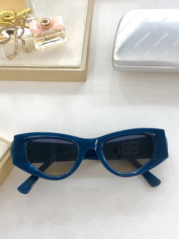 Солнцезащитные очки Balenciaga Wide Frame And Temples "Blue" фото № 2