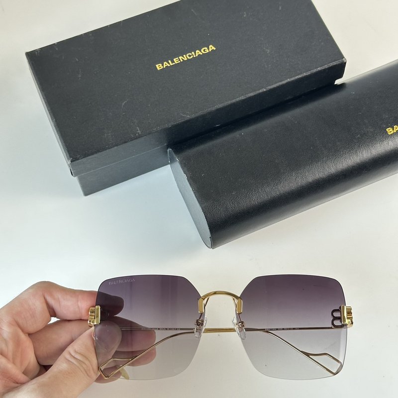Солнцезащитные очки Balenciaga Rectangle Shape Form And Logo Symbols On Temples "Burgundy/Black" фото № 2