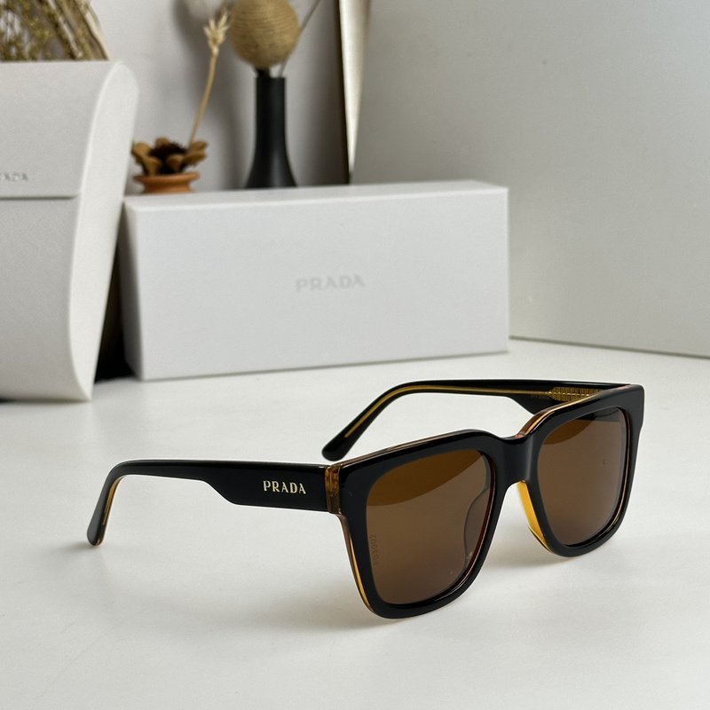 Солнцезащитные очки Prada Inscription On Temples "Brown" фото № 2