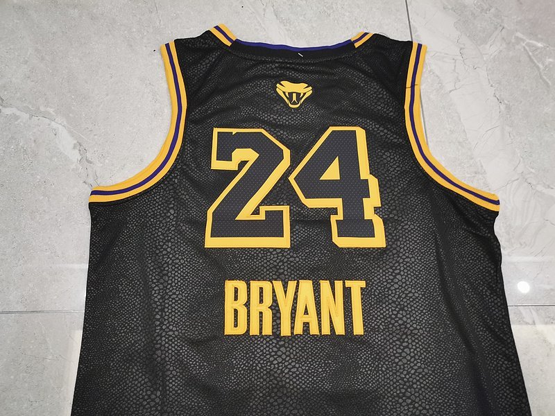 Баскетбольная Джерси NBA Los Angeles Lakers №24 Kobe Bryant "Black" фото № 4