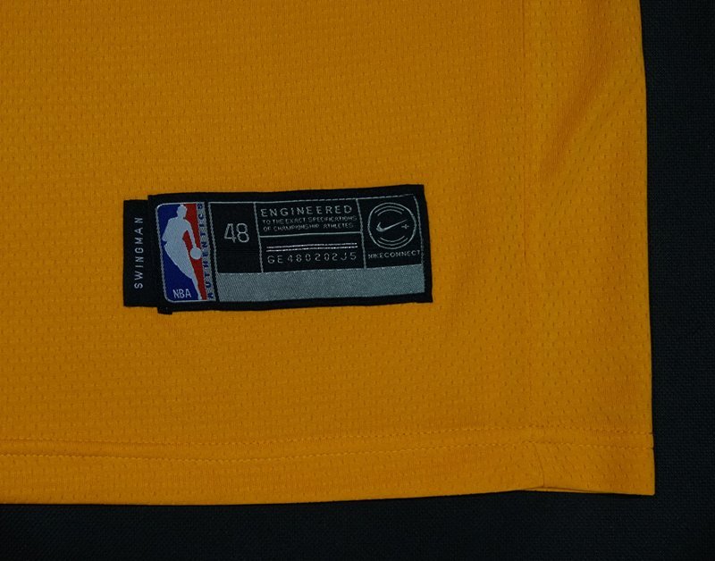 Баскетбольная Джерси Nike Los Angeles Lakers 18-19 №8 Kobe Bryant "Yellow" фото № 7
