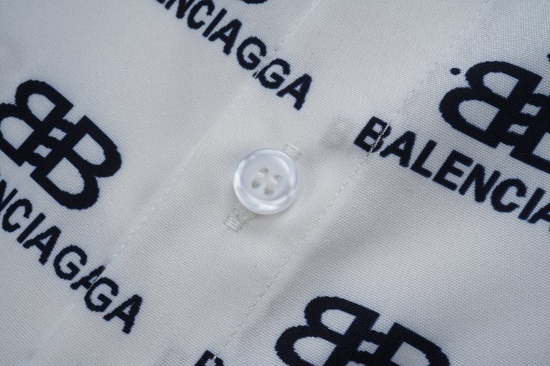 Рубашка Balenciaga Plain With Repeating Logo Along "White" фото № 3