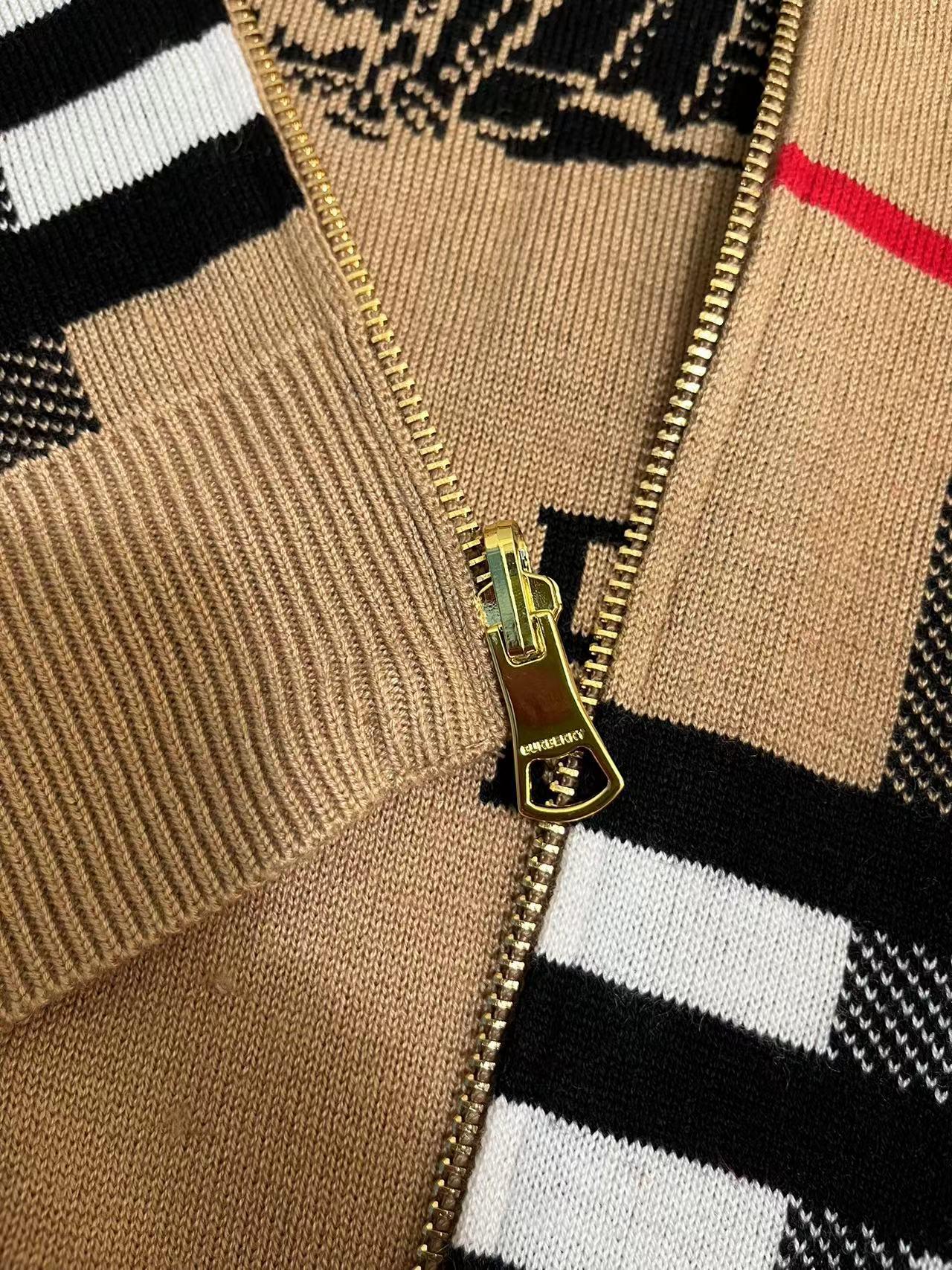 Худи Burberry Backside Black Warrior On The Horse Checked "Brown" фото № 3