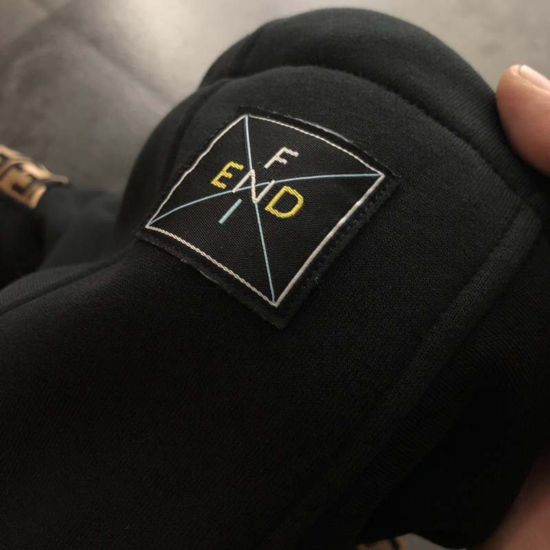 Худи Fendi End Logo ZIP "Black" фото № 3