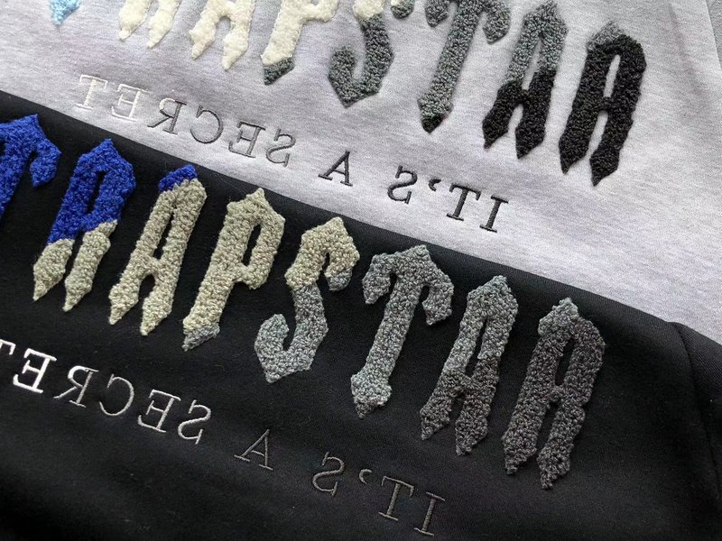 Худи Trapstar Mirror Inscription It's A Secret "Black" фото № 3