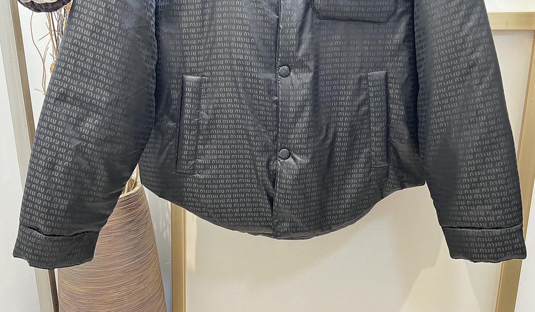 Куртка-бомбер Miu Miu Frontside Logo On The Pocket White Miu Miu "Black" фото № 4