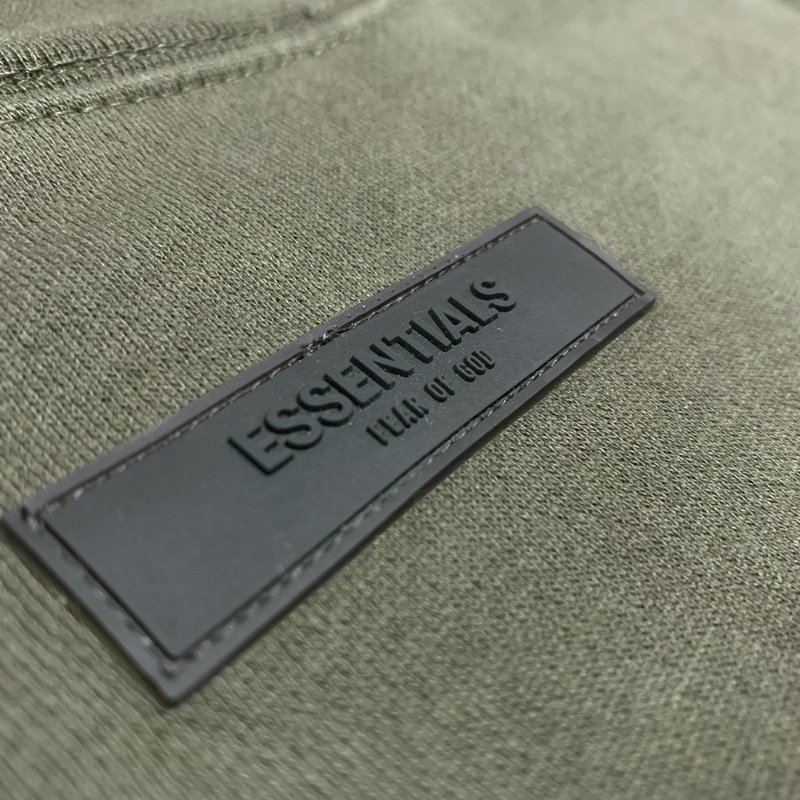 Лонгслив Fear Of God Text Logo "Khaki" фото № 2