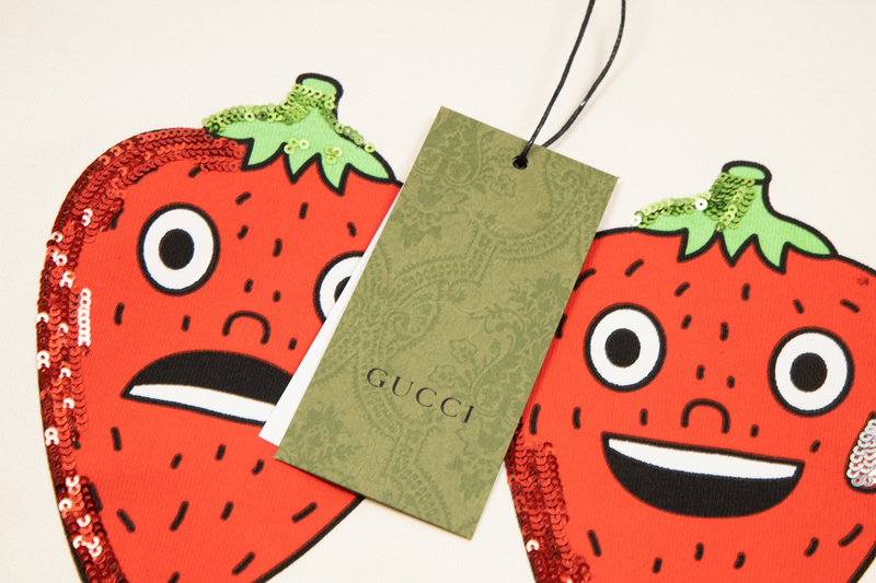 Лонгслив Gucci The Frightened Berry "White" фото № 3