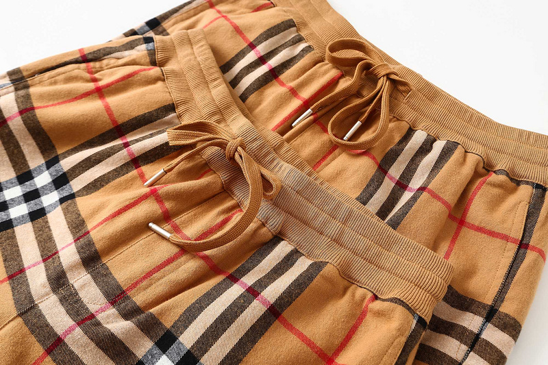 Шорты Burberry Triple stripe "Beige" фото № 4