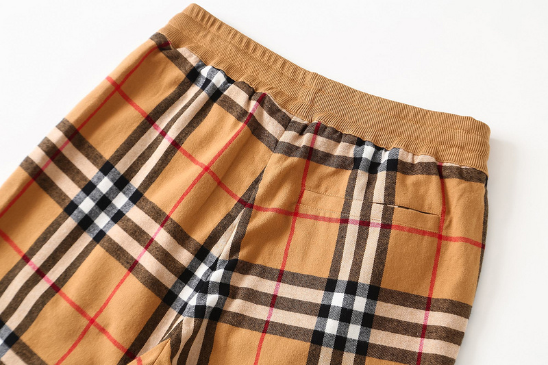 Шорты Burberry Triple stripe "Beige" фото № 9