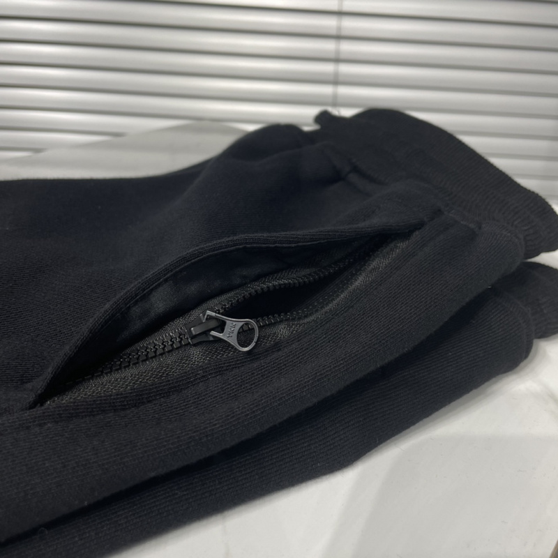 Шорты Stone Island Large Logo Pockets "Black" фото № 6