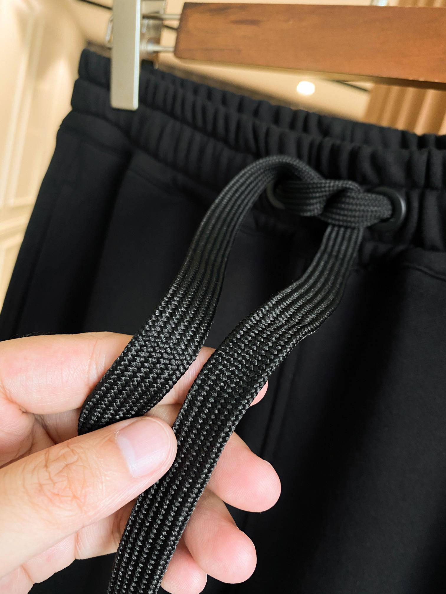 Штаны Burberry White Logo On Side Gray And Red Outline "Black" фото № 4