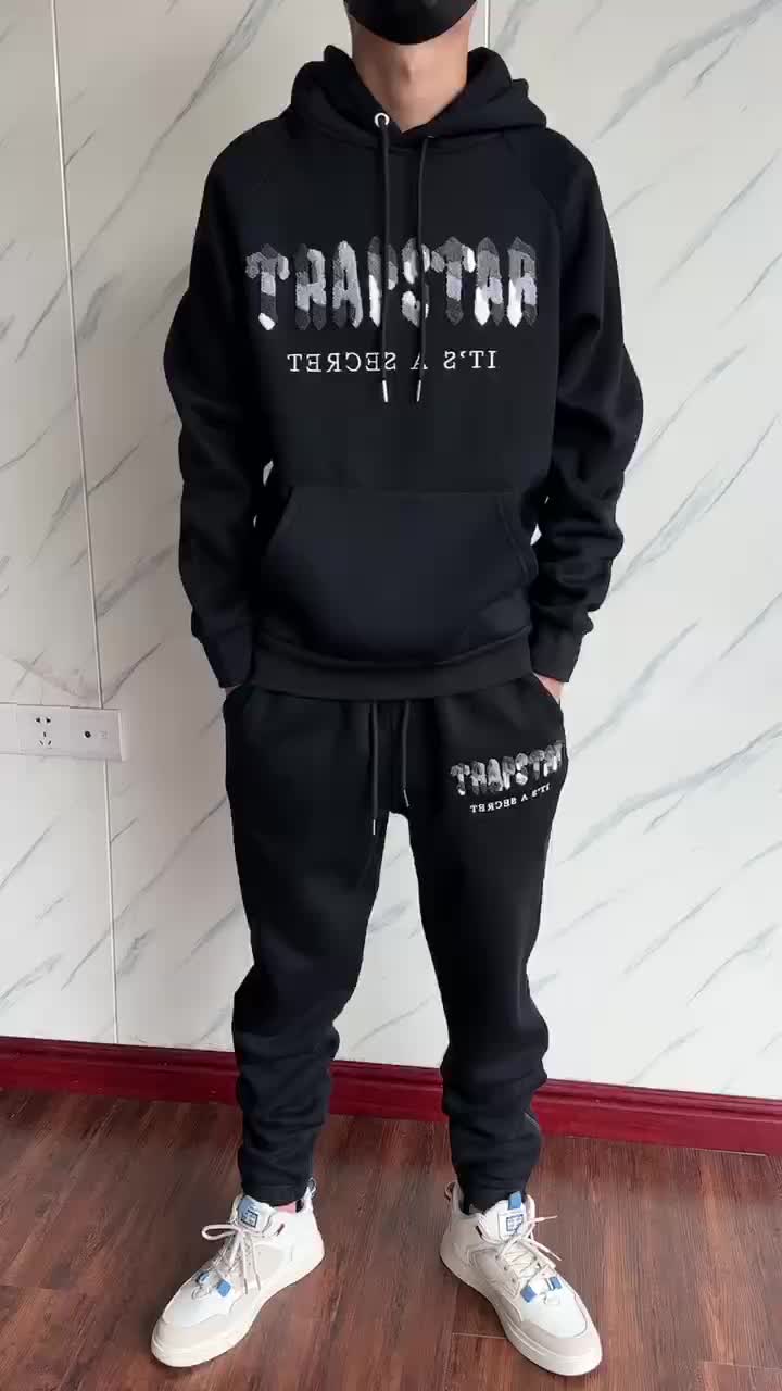 Худи Trapstar Embroidered Front Logo On Multicolor Background With Small Mirror Inscription "Black" фото № 9