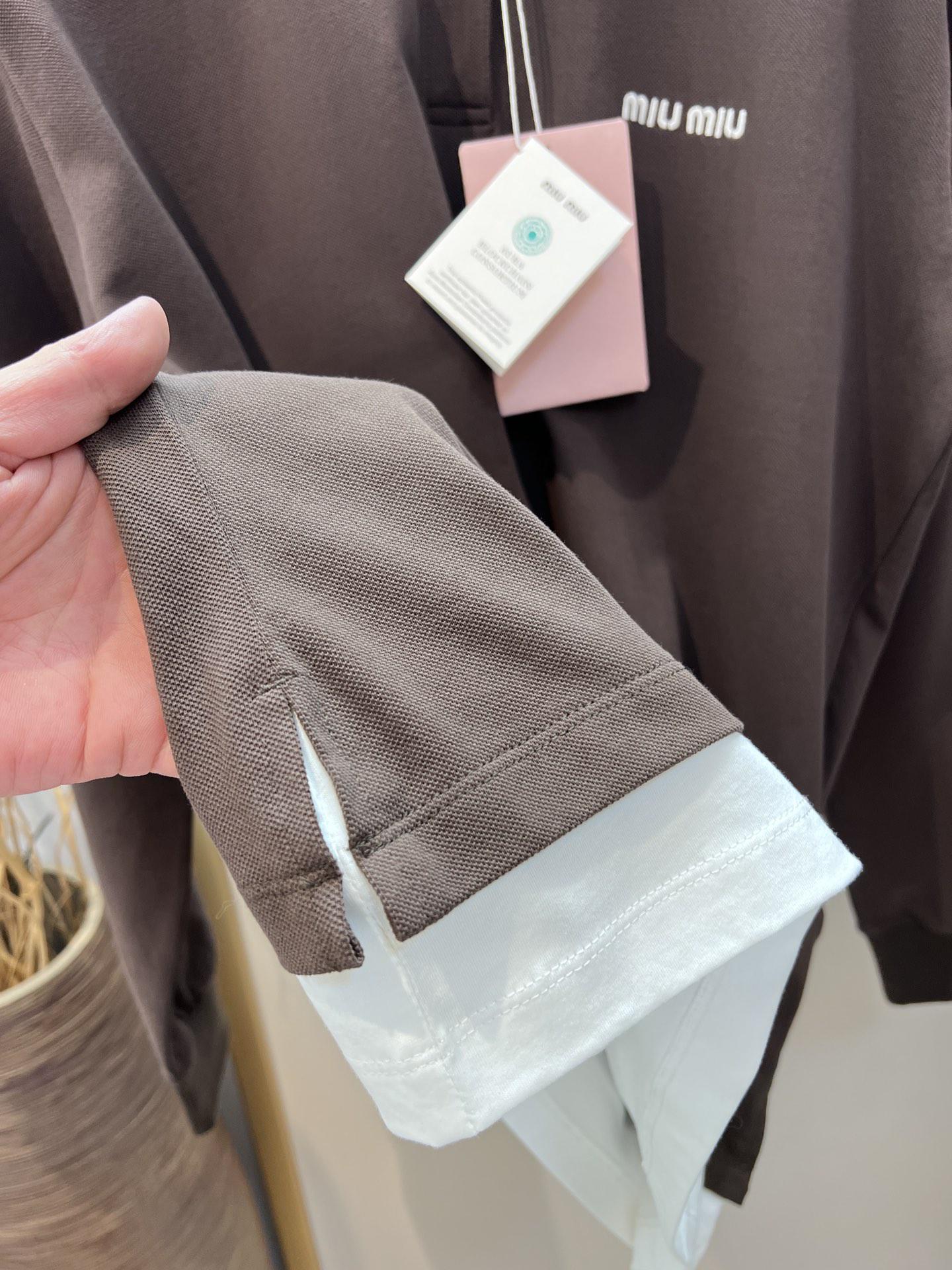 Свитшот Miu Miu White Frontside Logo On The Dark Fabric "Brown" фото № 6