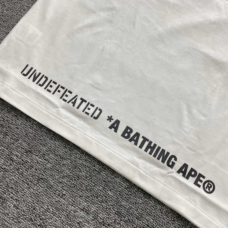 Футболка A Bathing Ape Undefeated "White" фото № 6