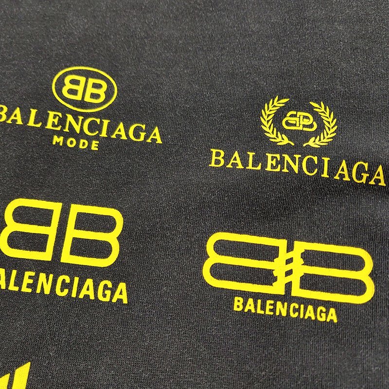 Футболка Balenciaga With Yellow Logos "Black" фото № 5