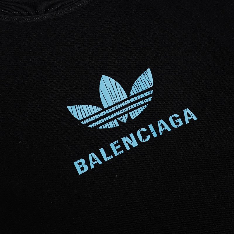Футболка Balenciaga X Adidas With Blue Logo "Black" фото № 2