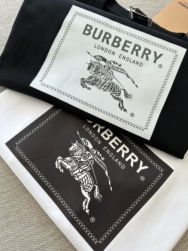 Футболка Burberry With Brand Application "Black" фото № 4