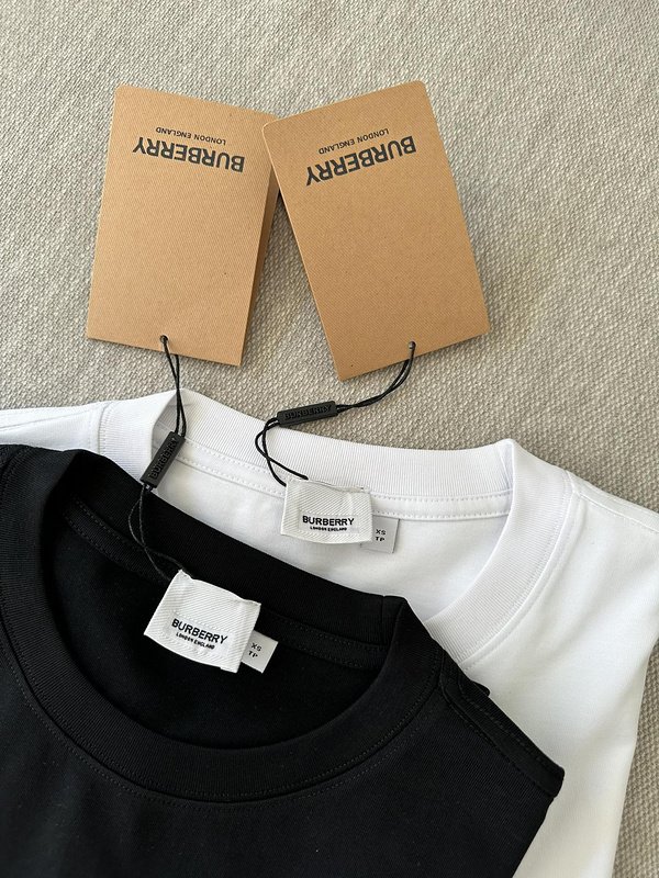 Футболка Burberry With Brand Application "Black" фото № 5