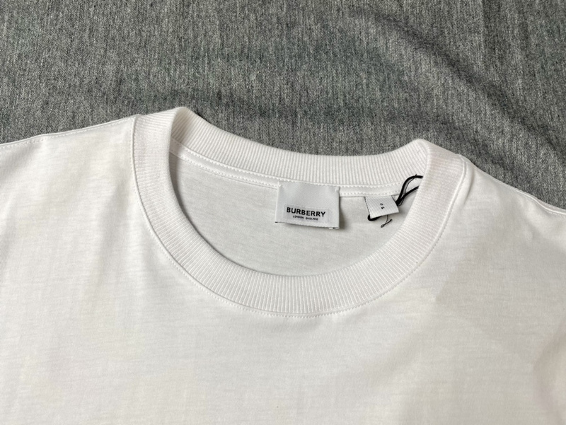 Футболка Burberry Logo With Shadow "White" фото № 2