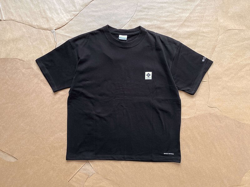 Футболка Columbia With Picture Of Mountains "Black" фото № 2