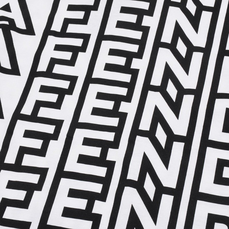 Футболка Fendi Vertical Text Of The Logo "White/Black" фото № 5
