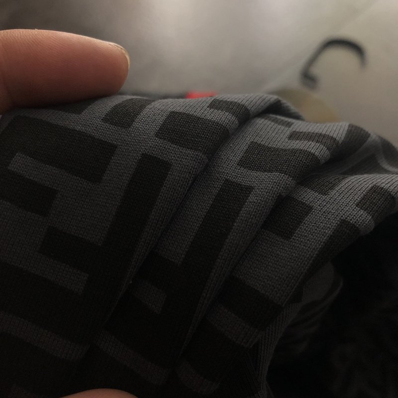 Футболка Fendi With A Red Collar "Black" фото № 8